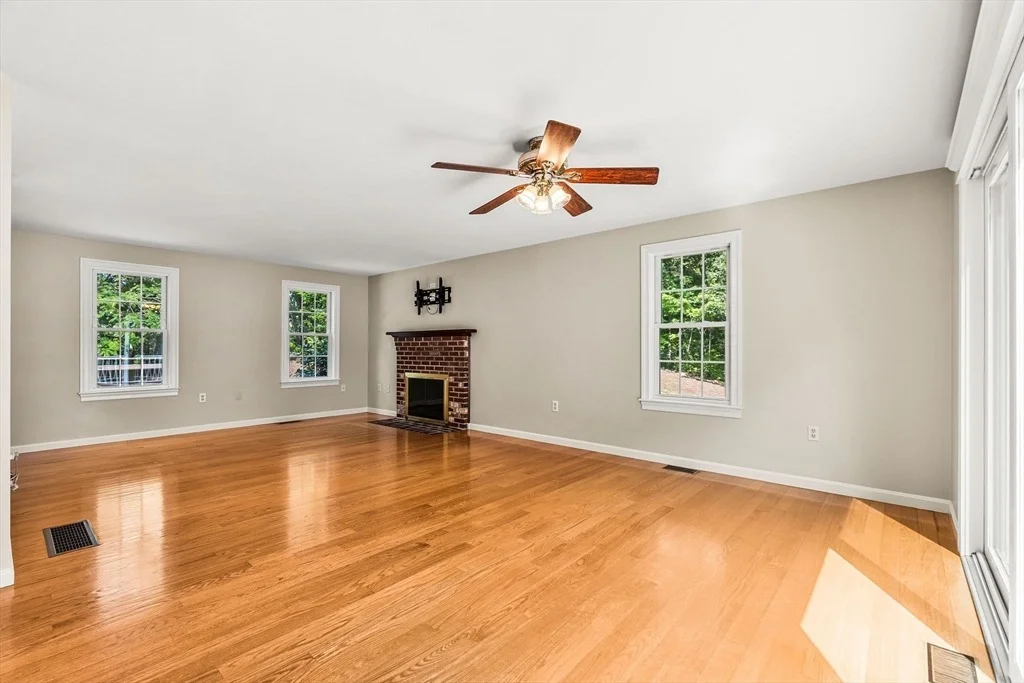 Photo of 470 Lost Lake Dr