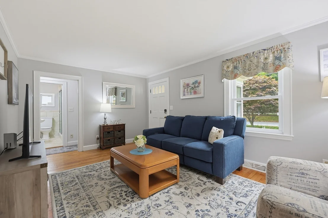 Photo of 24 Oak St