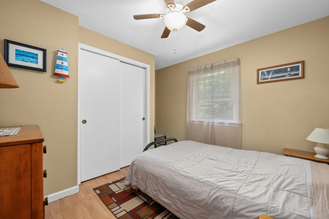 Photo of 937 Harwich Rd