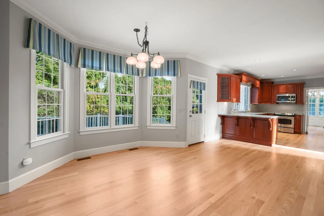 Photo of 9 Fieldstone Dr
