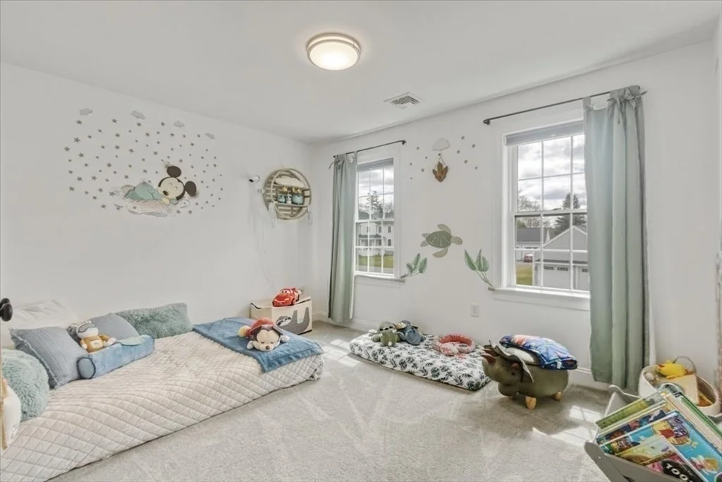 Photo of 4 Barrows Brook Cir