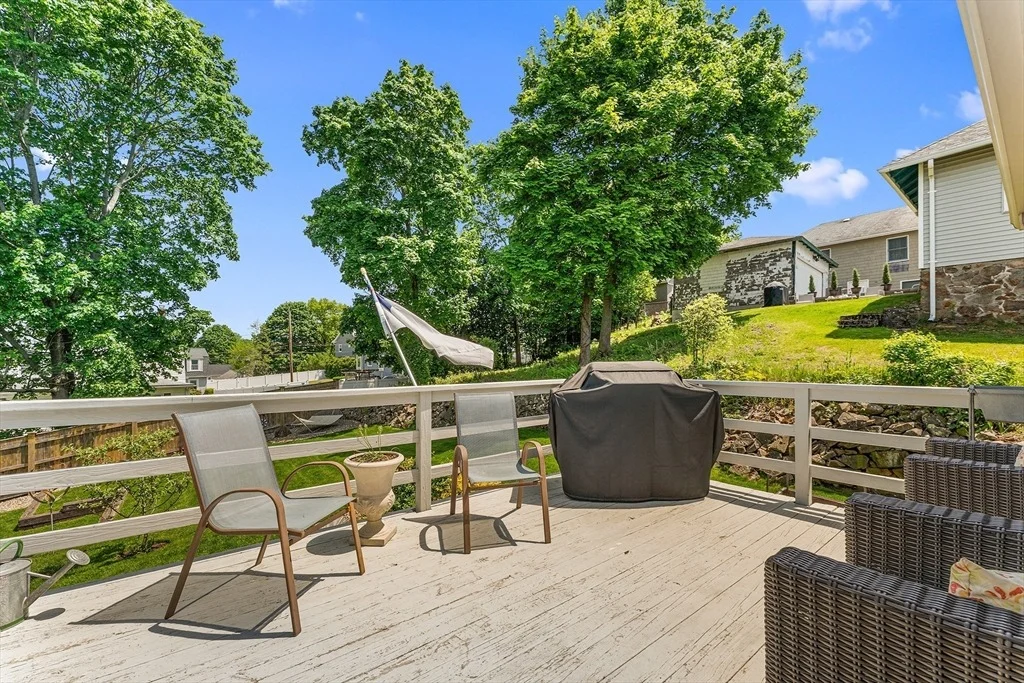 Photo of 28 Hillcrest Rd