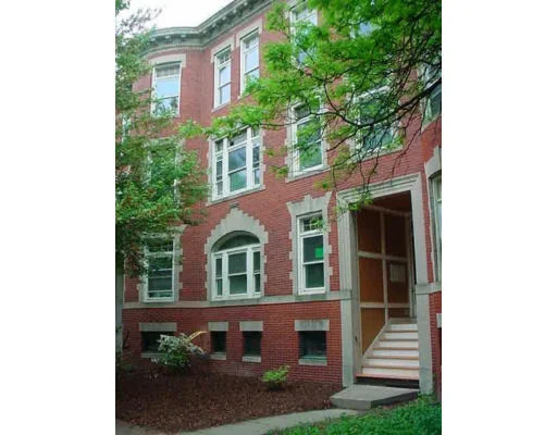 Photo of Unit 3 at 8 Strathmore Road