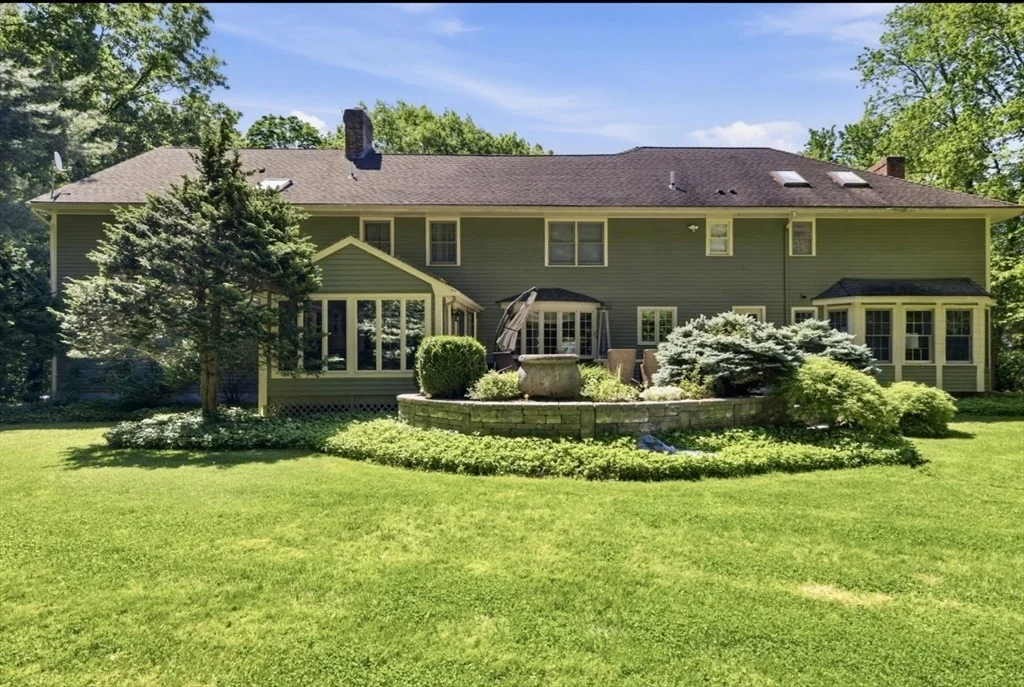 Photo of 10 Donnelly Drive