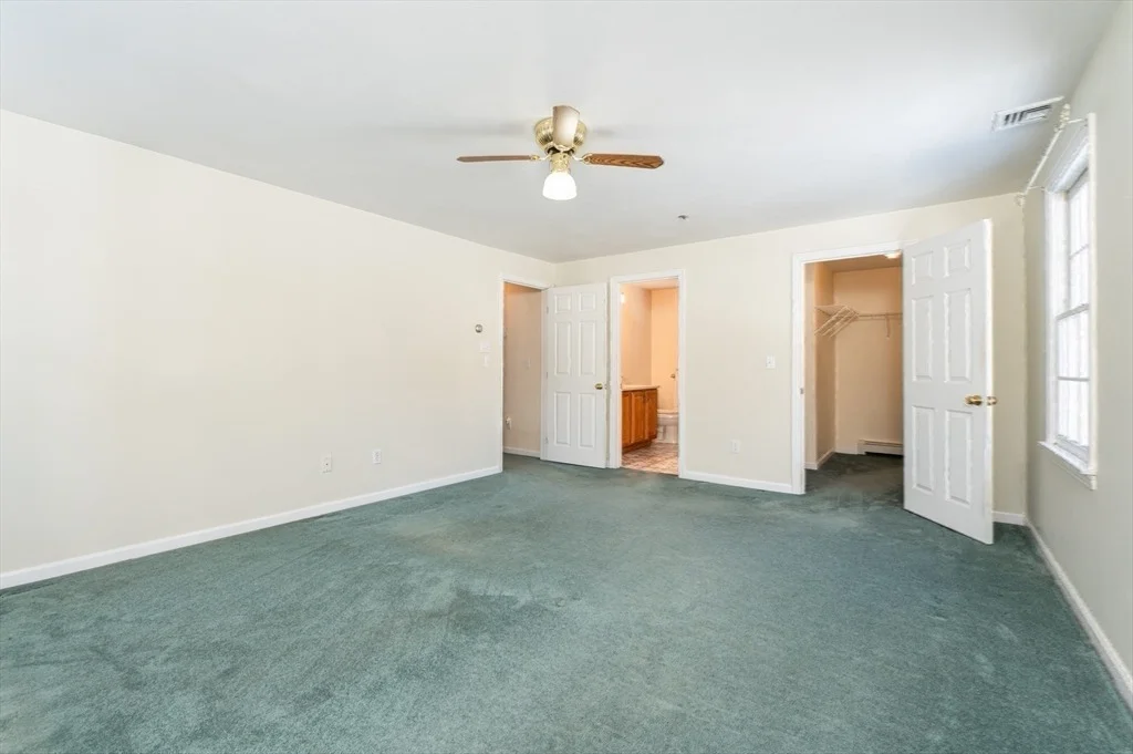 Photo of 6 Gates Farm Circle