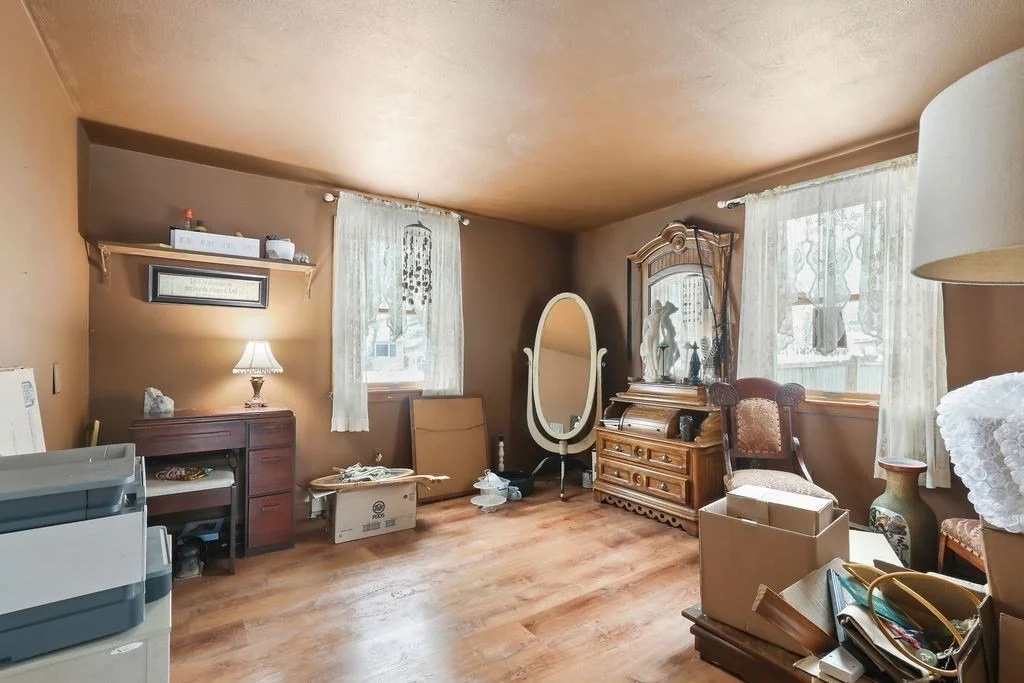 Photo of 4 White Pine Ave