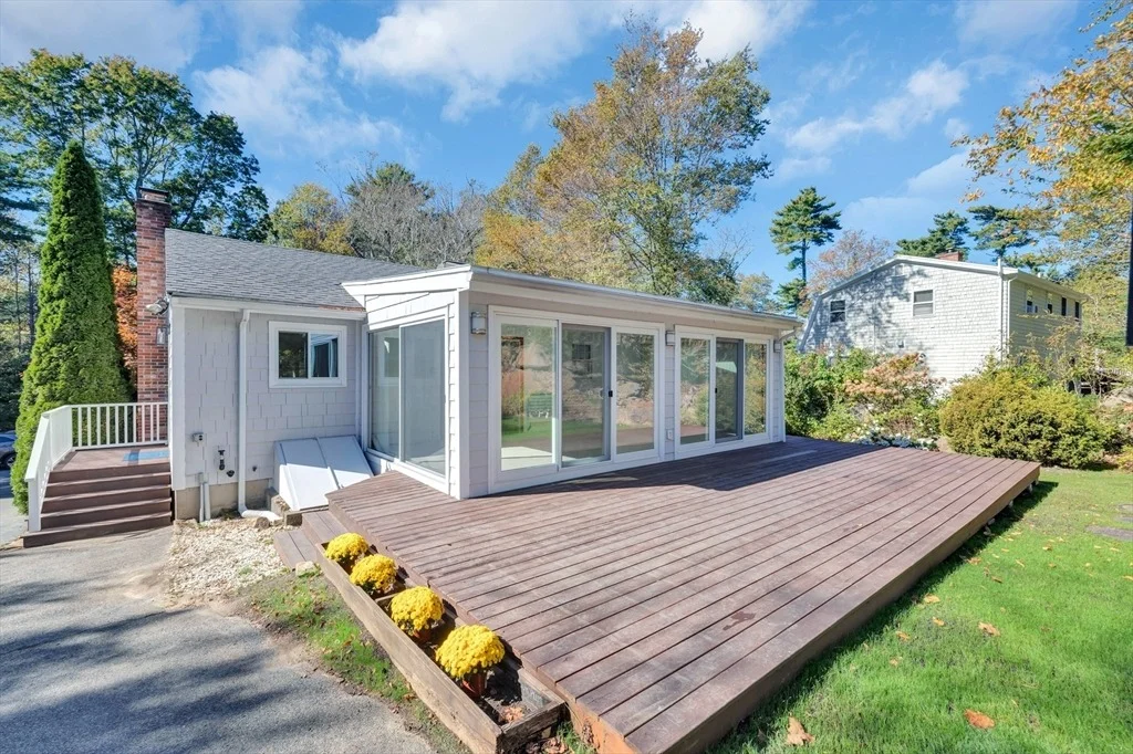 Photo of 50 Laurel St