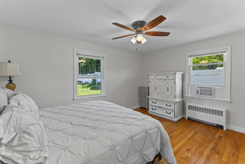 Photo of 7 Simond St.