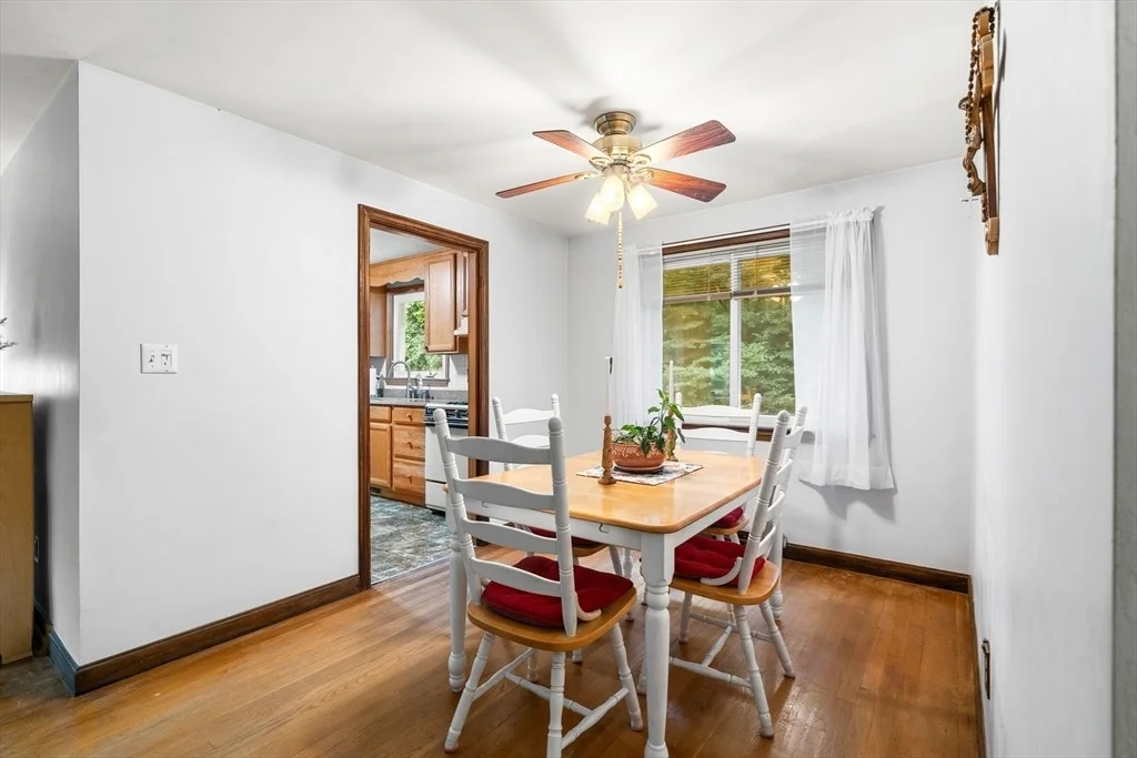 Photo of 16 Crown Rd
