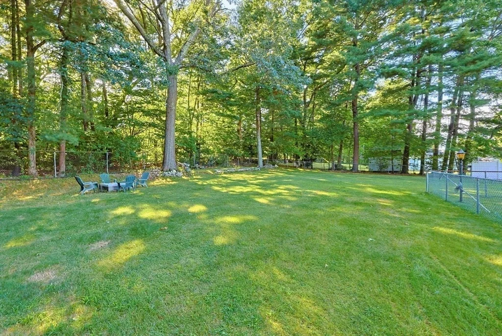 Photo of 8 Pontiac Rd