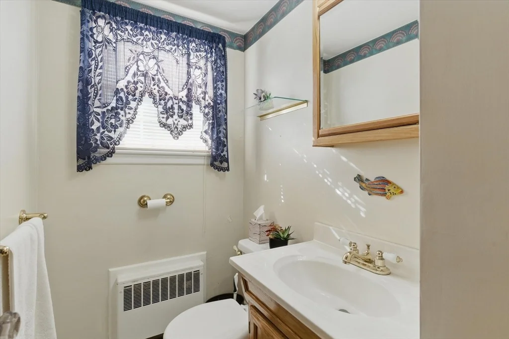 Photo of 12 Sanger Ave