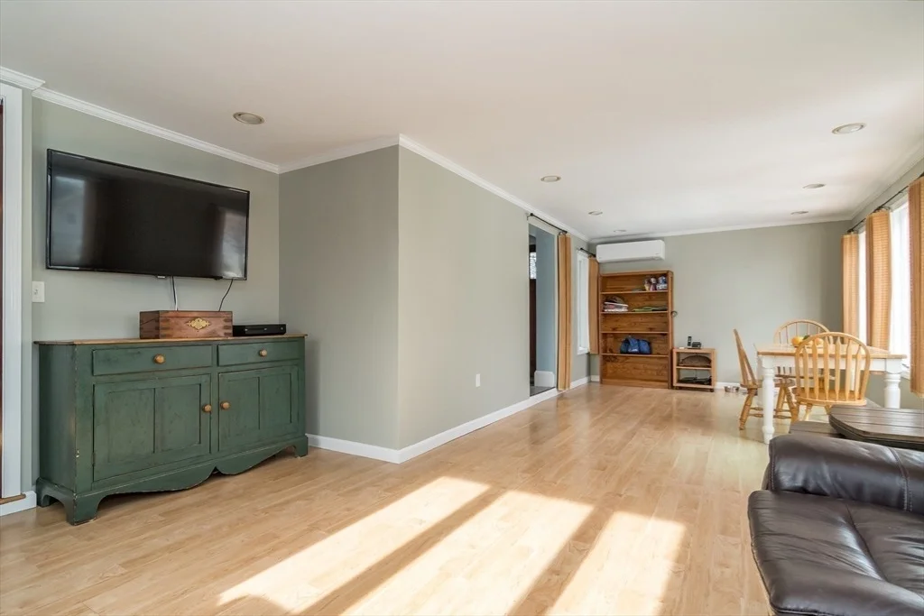 Photo of 20 Everett Avenue