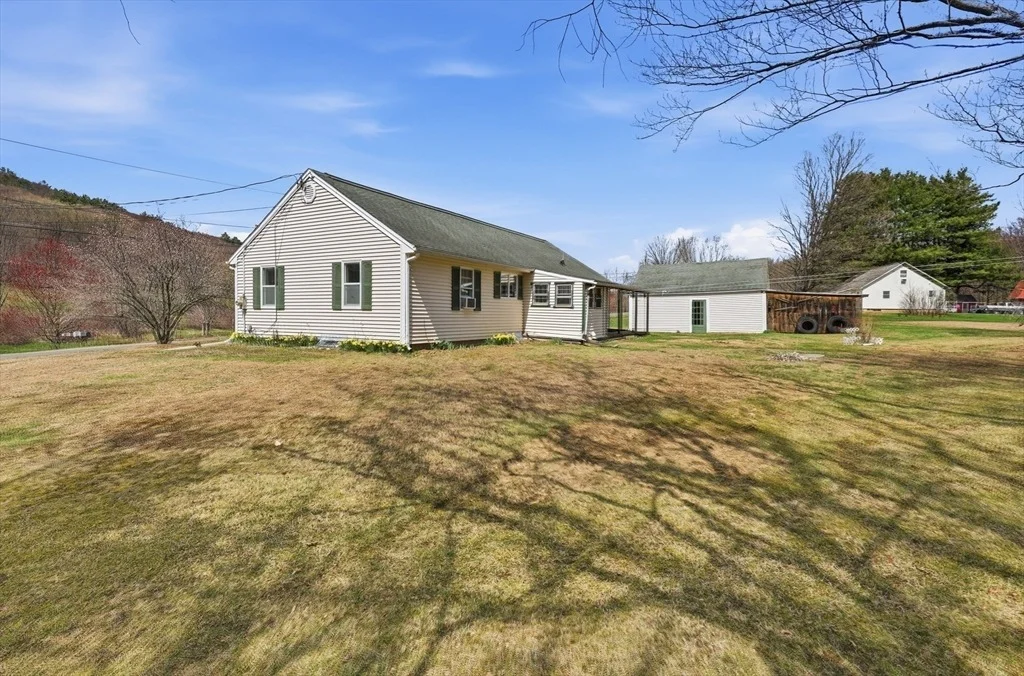 Photo of 240 Upper Rd