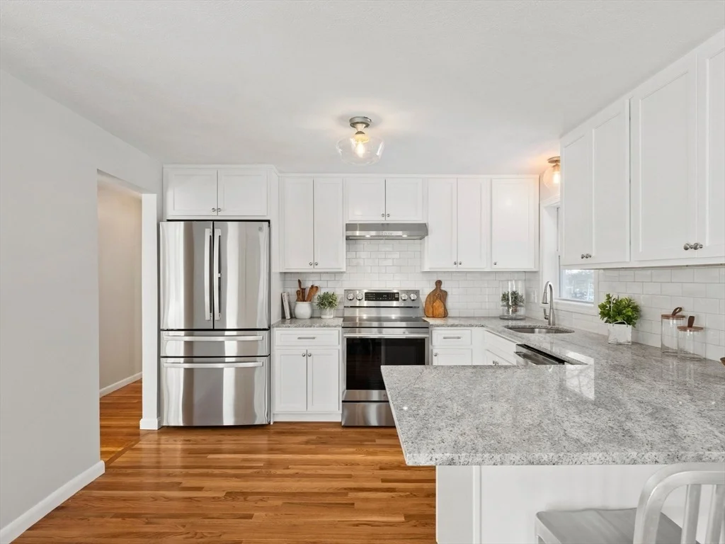 Photo of 119 Van Norden Rd