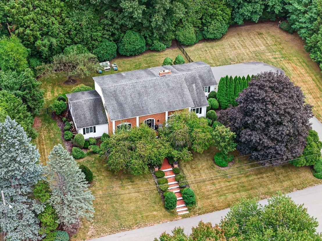 Photo of 42 Mountain View Road
