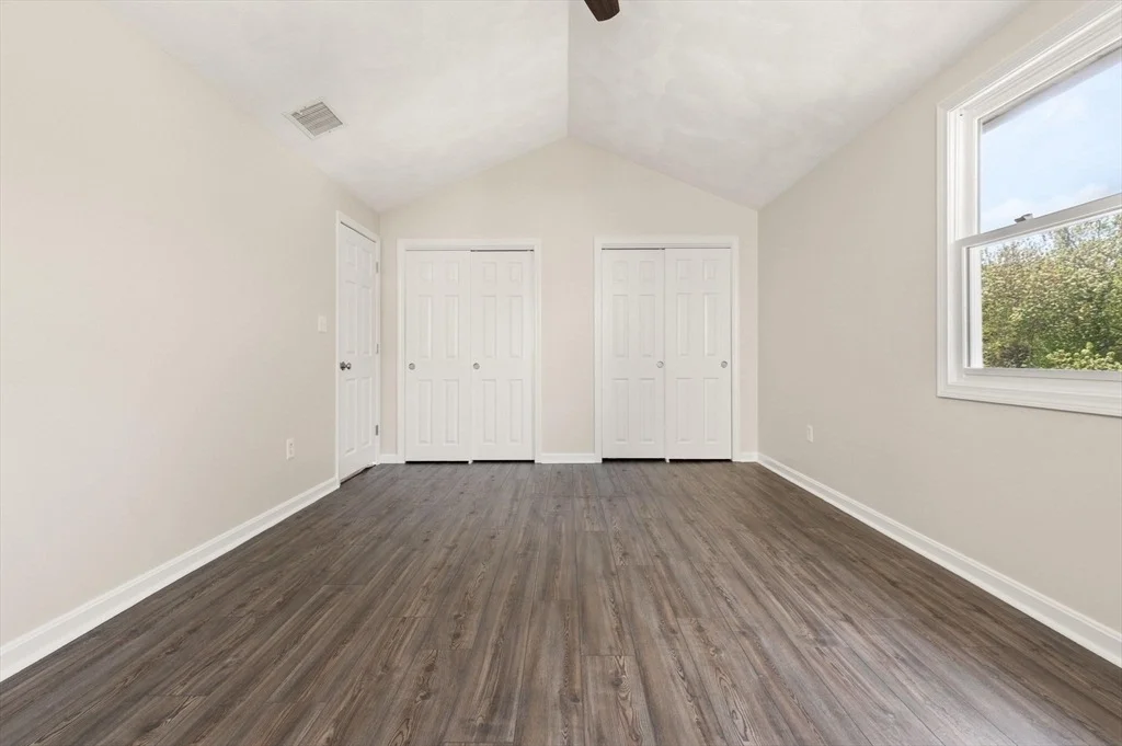 Photo of 54 Long Dr
