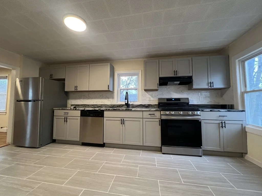 Photo of 75 Sladen Street