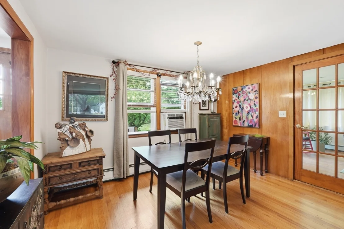 Photo of 12 Summer Hill Rd