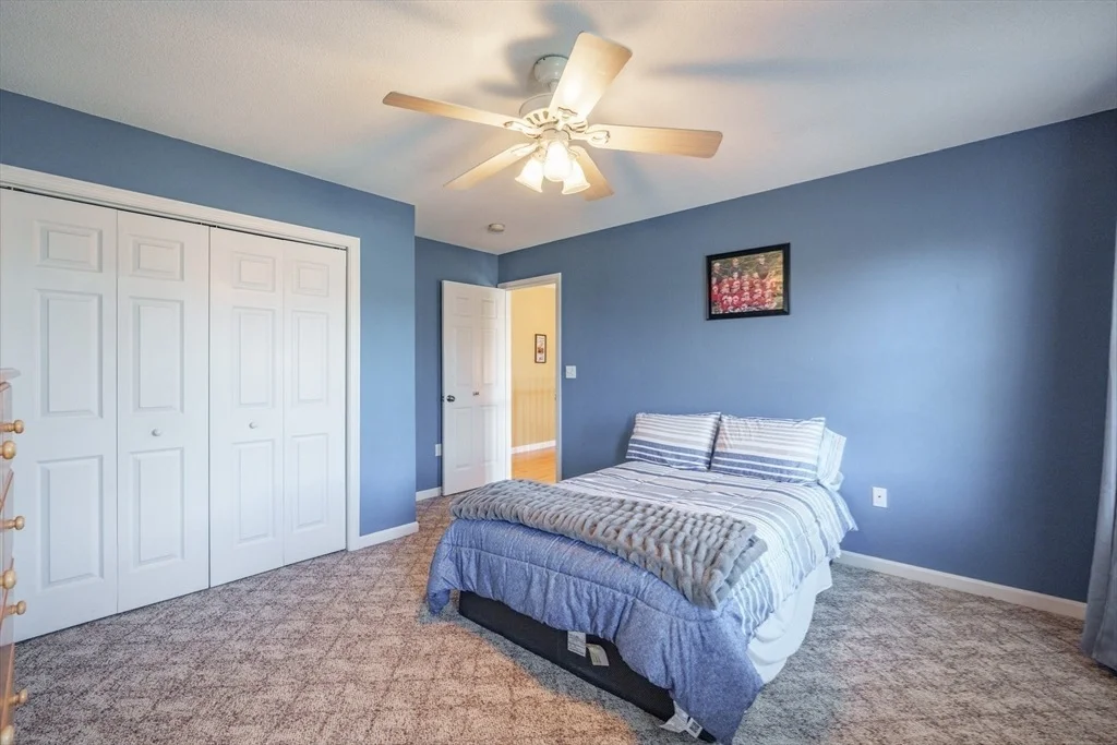 Photo of 303 Munger Hill Rd