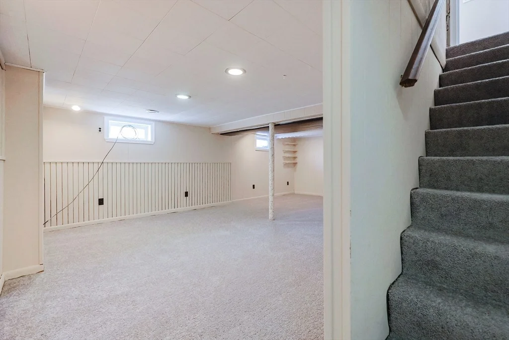 Photo of 23 Beebe Ln