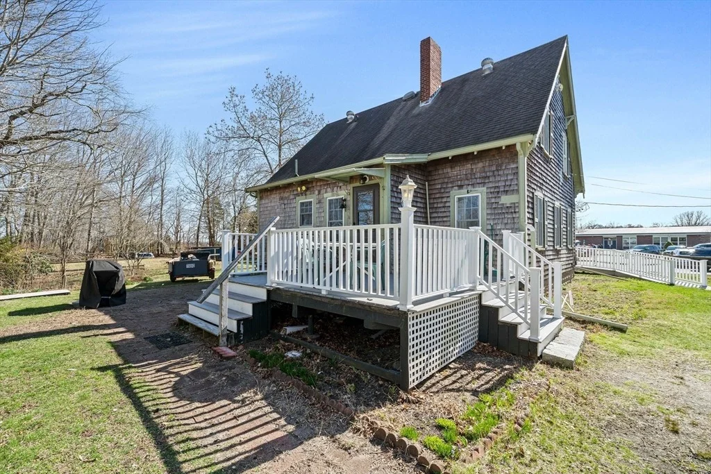 Photo of 75 Regis Rd
