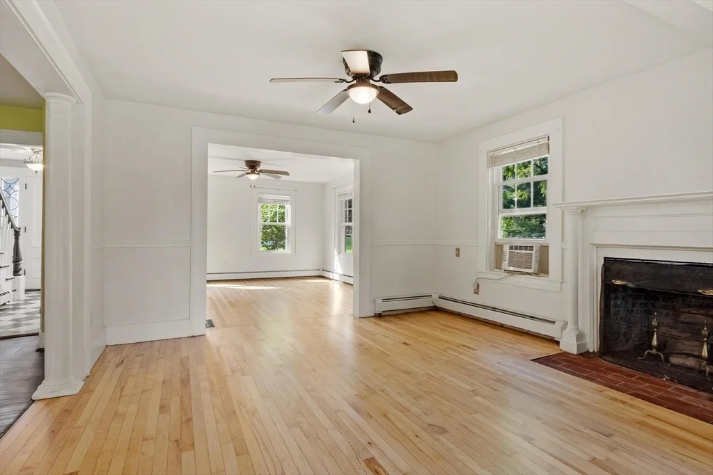 Photo of 48 Central St