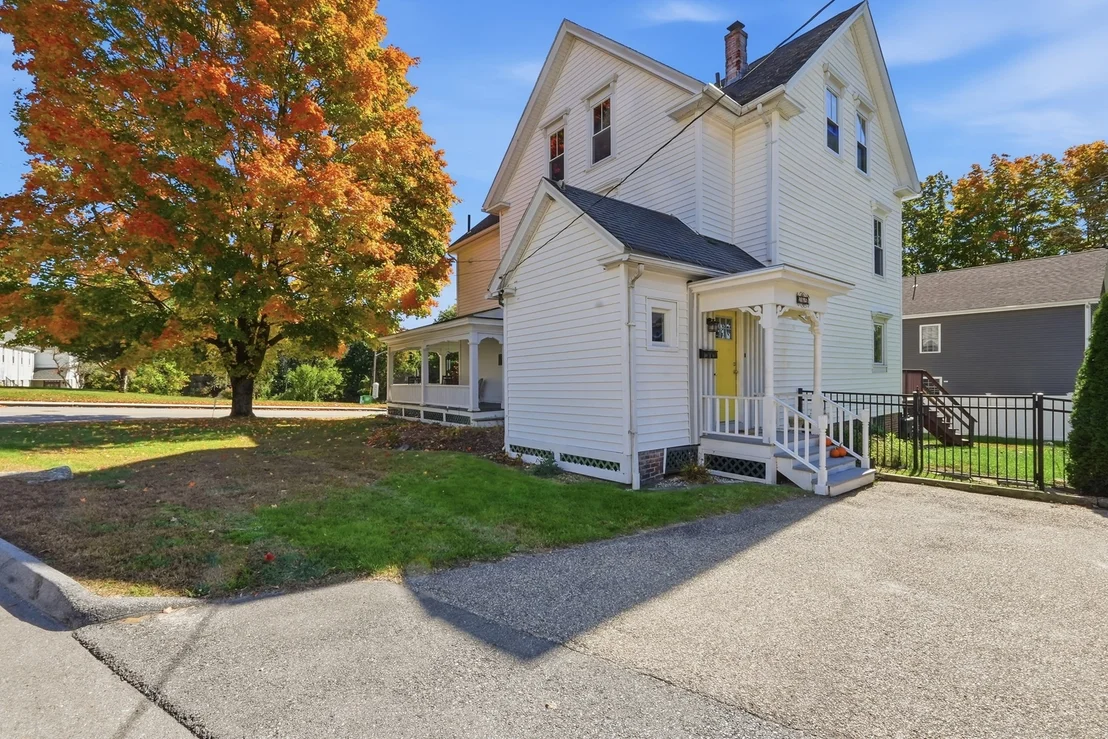 Photo of 165 Holden St