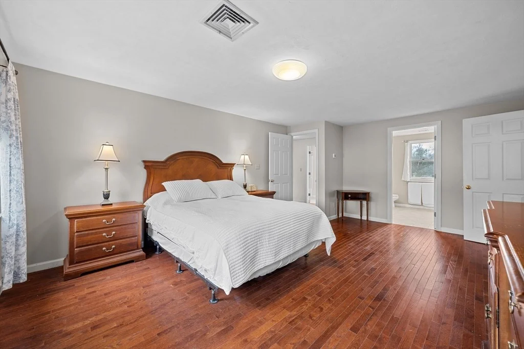 Photo of 6 Crane Cir