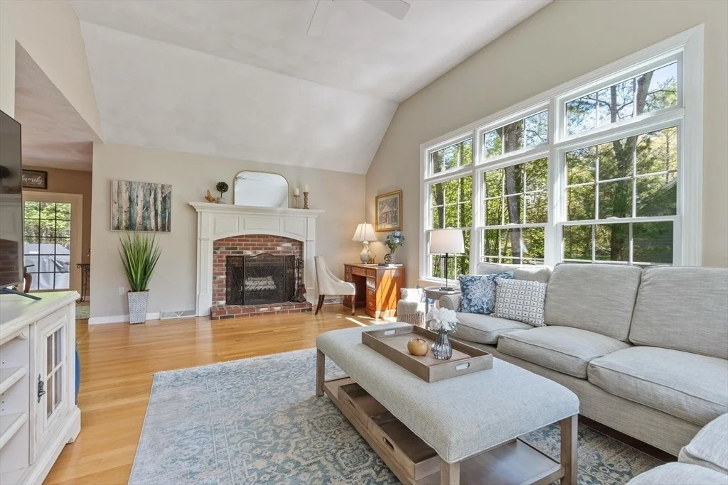 Photo of 25 Whitney Lane