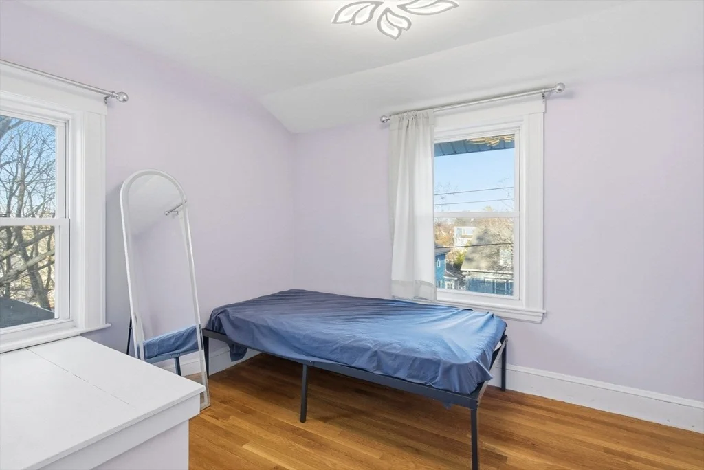 Photo of 169 Pine St