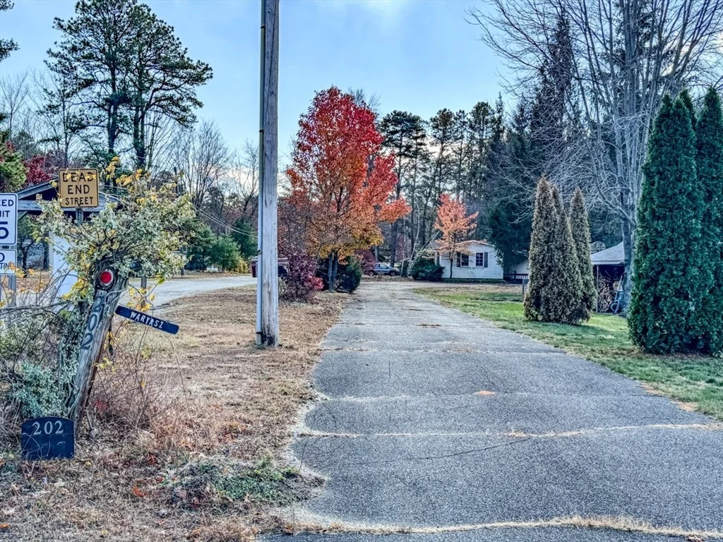 Photo of 202 Turnpike Road