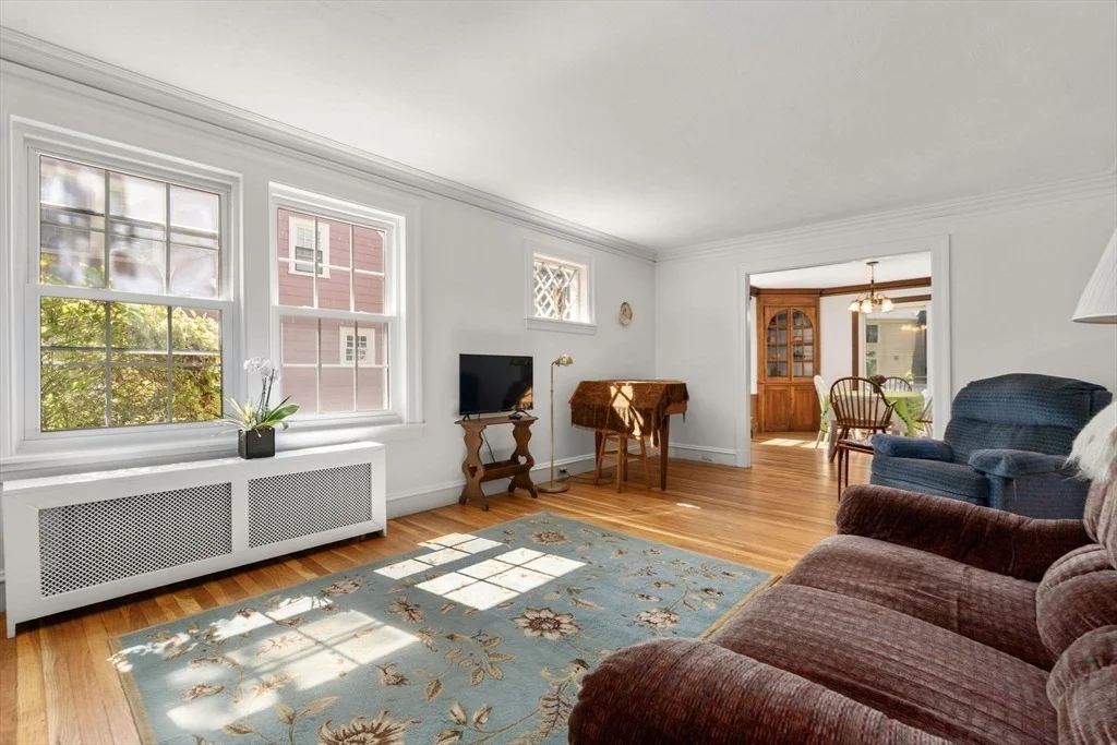Photo of 15 Allen Ave