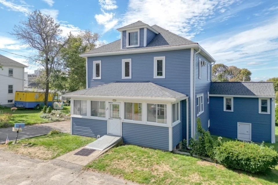 Photo of 15 2nd St