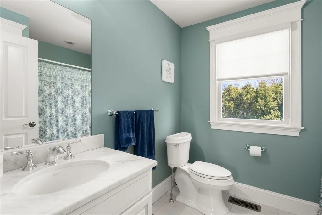 Photo of 33 Everett Street