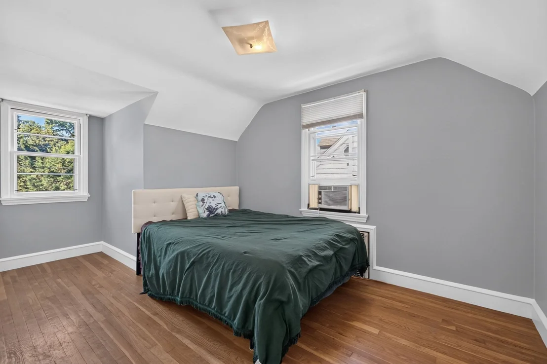 Photo of 539 Summer Pl