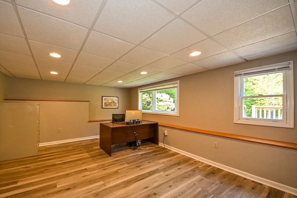 Photo of 311 Pine St (Stonewood Lane)