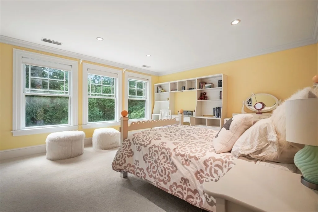 Photo of 2 Candleberry Ln