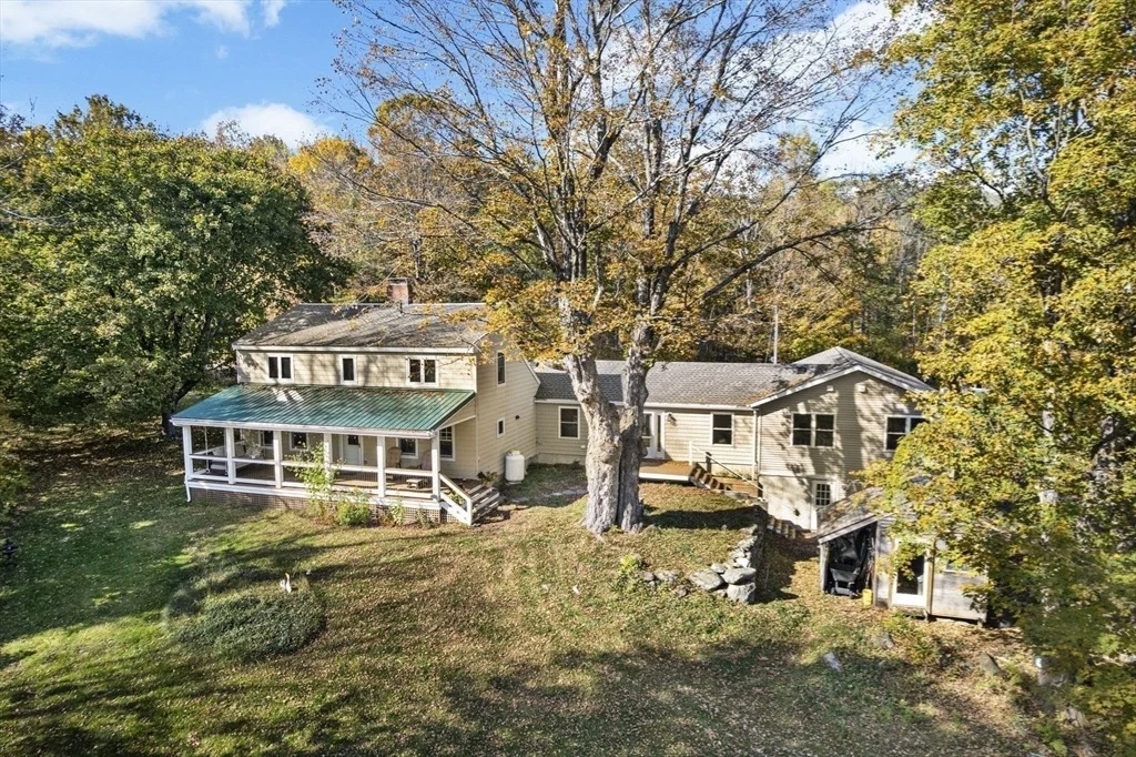 Photo of 199 Tuckerman