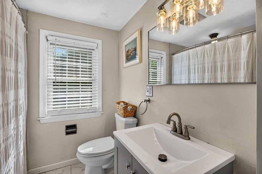 Photo of 20 Westernview Cir