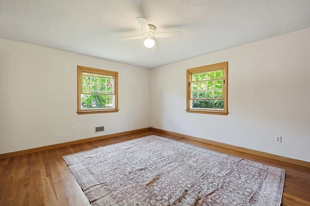 Photo of 21 Daggett Road