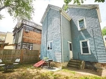 Photo of 12 Perry St