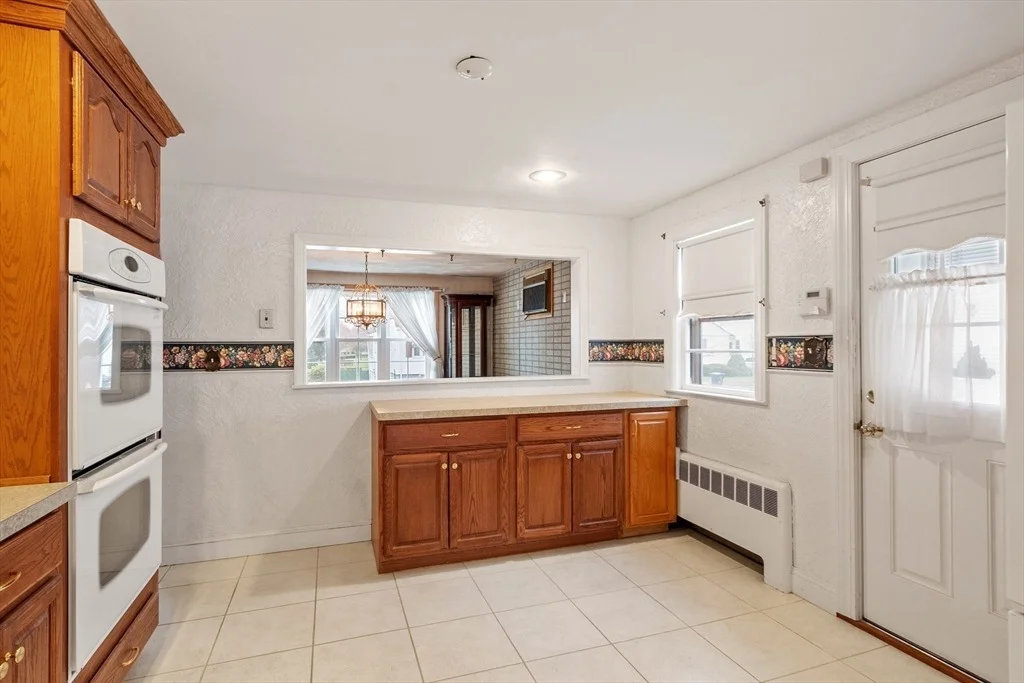Photo of 32 Abbott Ave