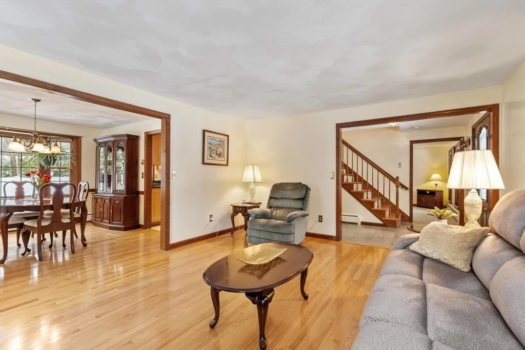 Photo of 53 Throne Hill