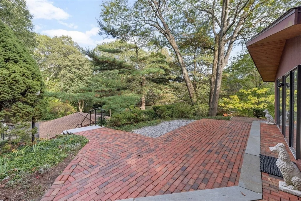 Photo of 7 Carmel Circle