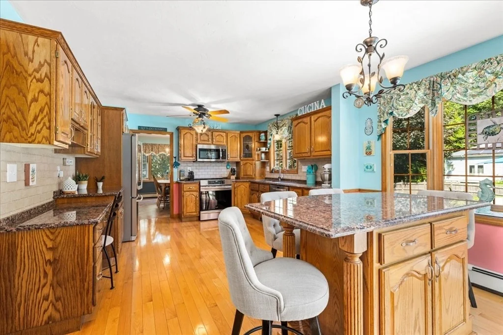 Photo of 27 Crestview Dr