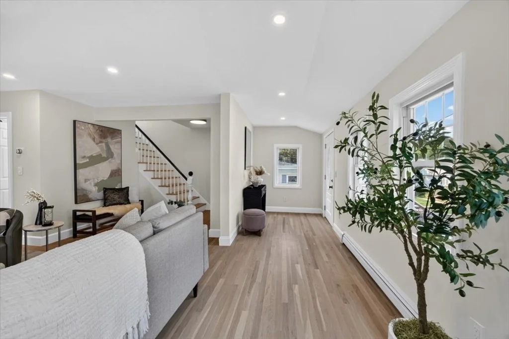 Photo of 6 Hillside Ave