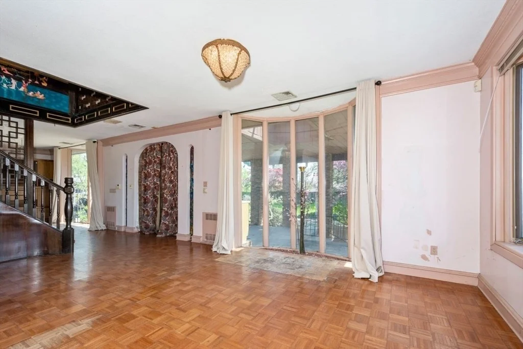 Photo of 302 Maple Street