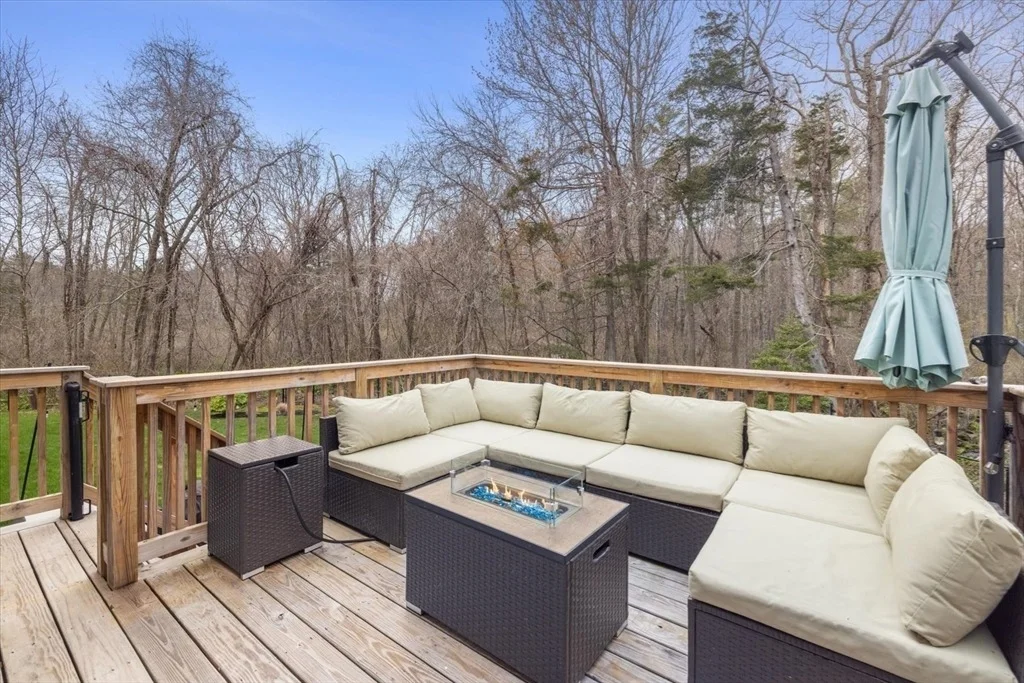 Photo of 184 Booth Hill Rd