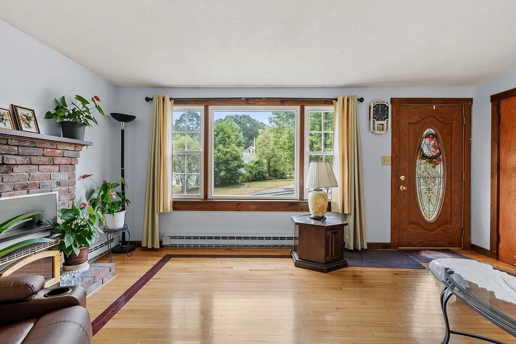 Photo of 298 Vine St