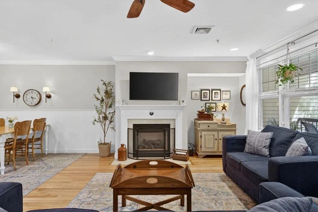 Photo of Unit A at 21 Maple St